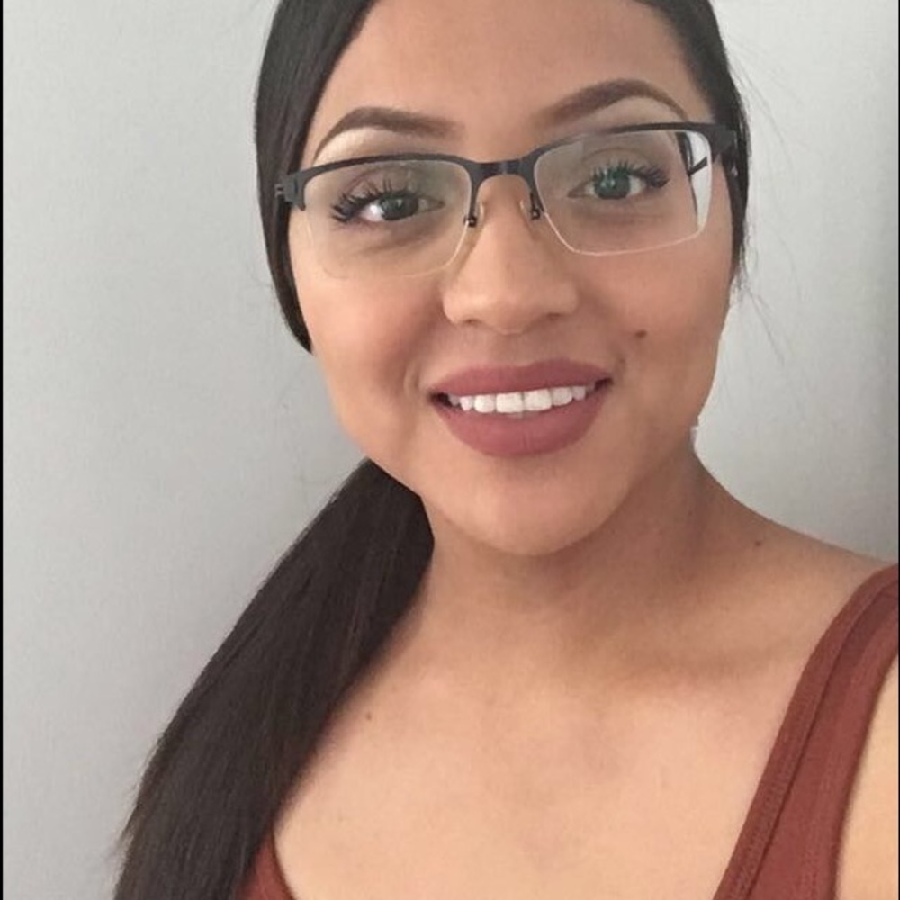 🙂Meet your Posher, Selene👋🏽